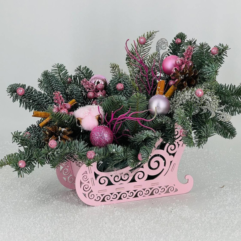 Inter_ernaya kompozitciya na stol iz natural_nogo nobilisa "Novogodnie sani", standart