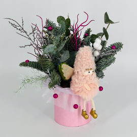 Зимний мини букет комплимент с нобилисом гиацинтом и интерьерной куколкой