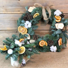 Новогодний декор ( композиция + венок) из натурального нобилиса