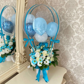 Buket sharom babls. Eustoma, roza, hrizantema