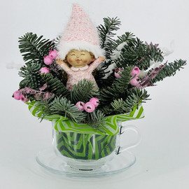 Композиция из нобилиса в стеклянной кружке