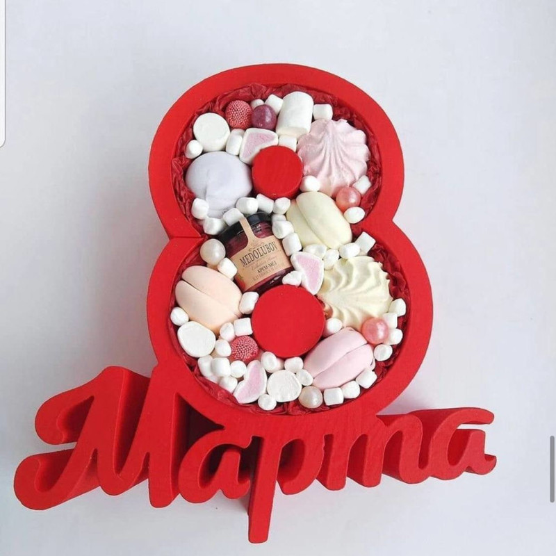 Подарочный бокс  на 8 Марта, стандартный