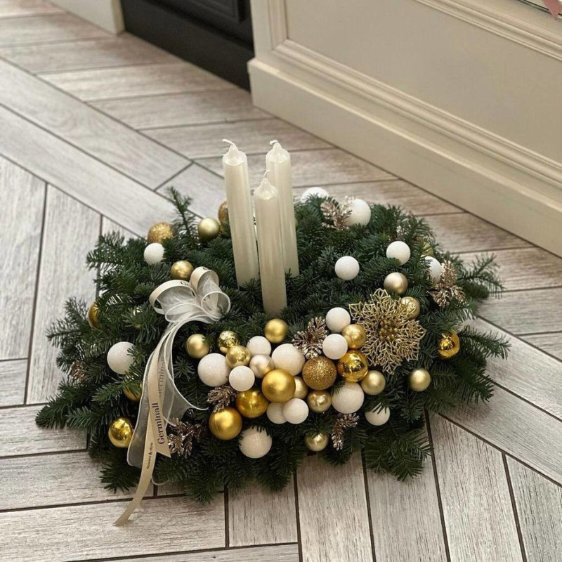 Композиция из нобилиса со свечками, стандартный