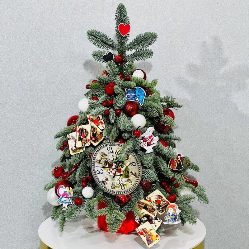 Ёлка из живого нобилиса Алиса в стране чудес 60 см, стандартный