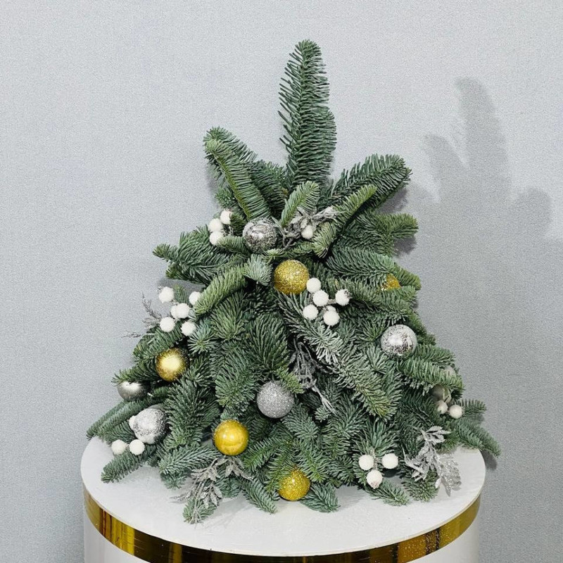 Dekorativnaya yolochka iz nobilisa 40 sm, standart