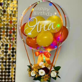 Букет на день рождение с шаром баблс