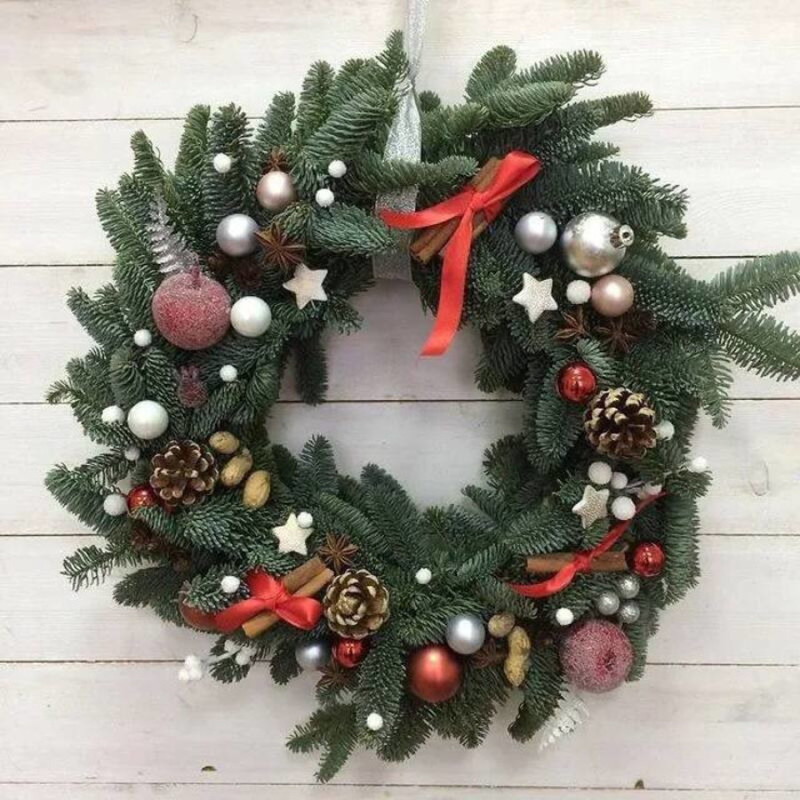 Рождественский венок 50 см на входную дверь из нобилиса, стандартный