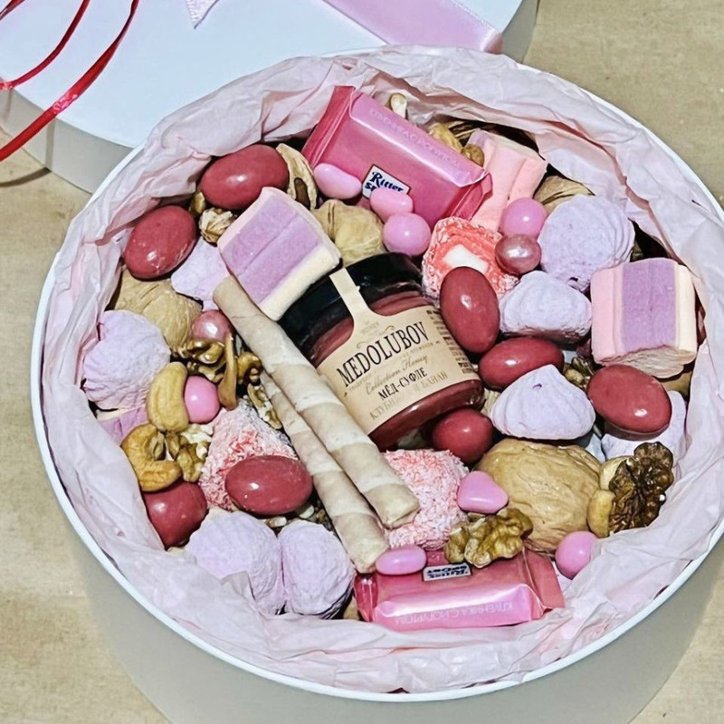 Подарочный бокс со сладостями, стандартный