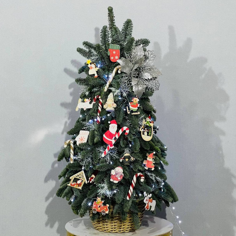 Большая новогодняя ель ручной работы из натурального нобилиса 100 см, стандартный