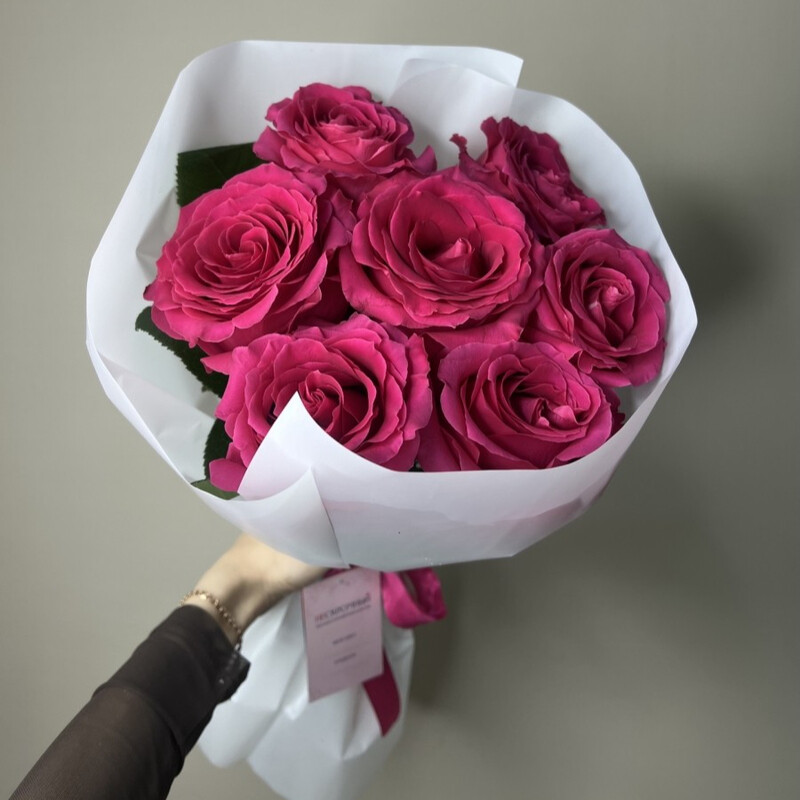 Роза "Фулл Монти" 7шт в упаковке, роза "фулл монти" 7шт в упаковке