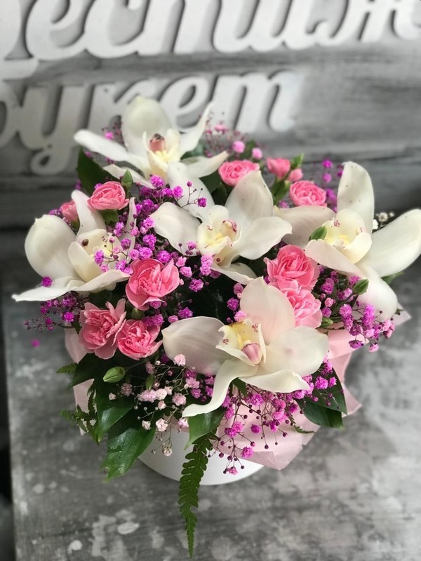 Kompozitciya s orhideej, standart