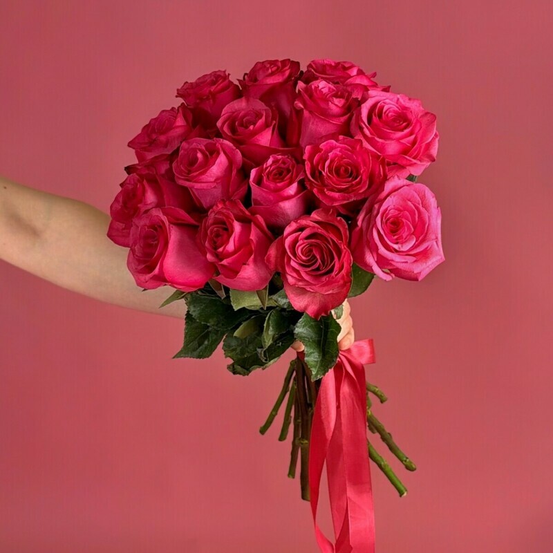 Букет из 15 розовых роз, букет из 15 розовых роз