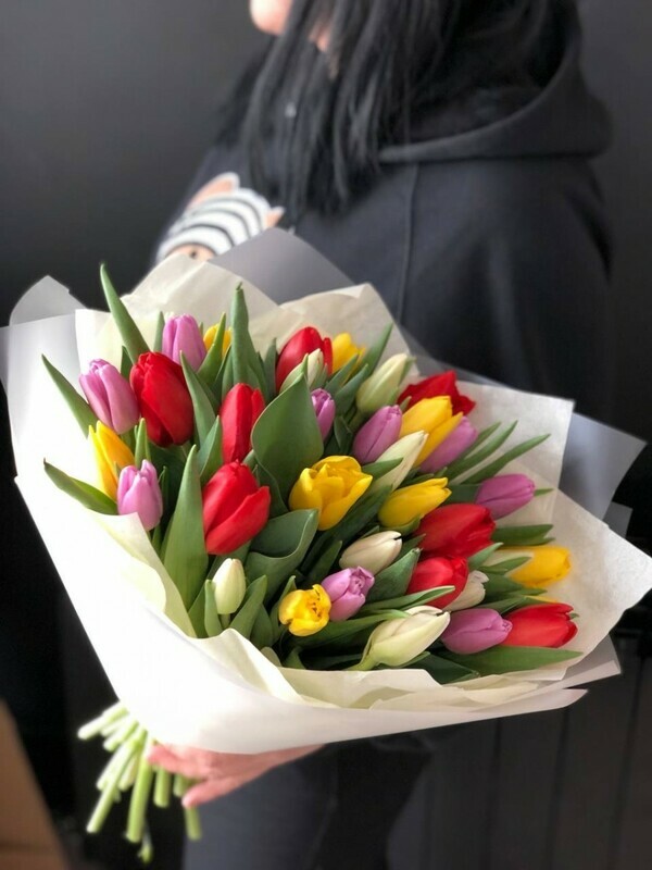35 тюльпанов микс в упаковке, стандартный