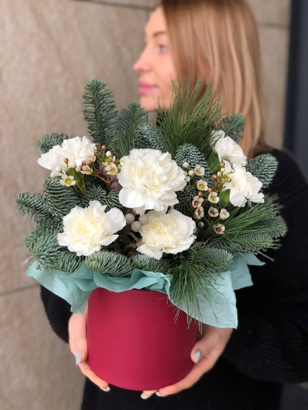 Novogodnyaya kompozitciya, standart