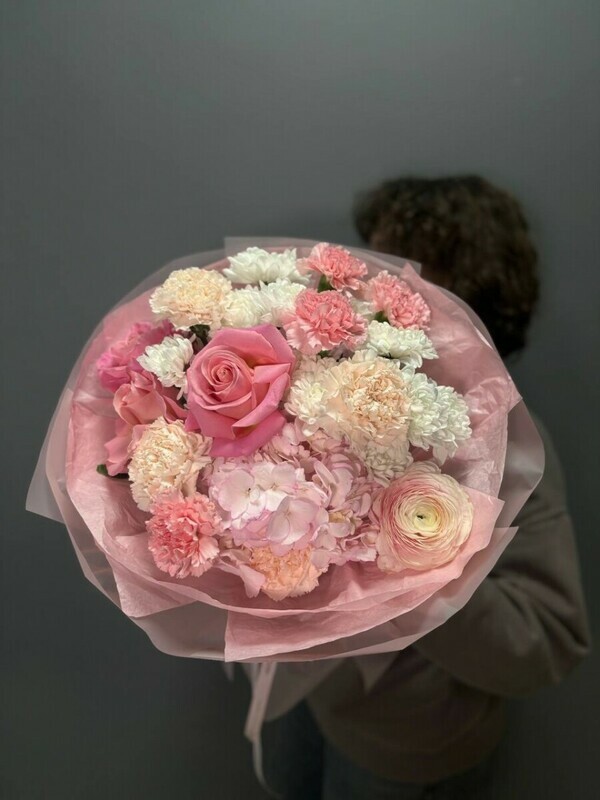 Авторский букет в розовых тонах, стандартный