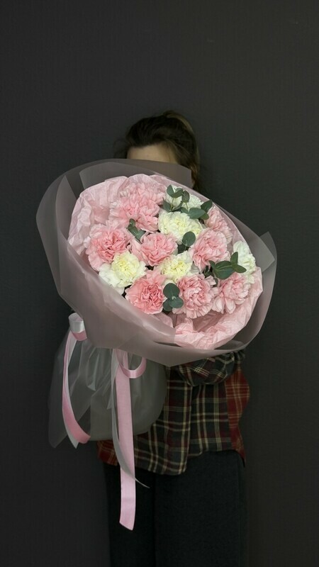 Buket iz 15 nezhnih diantusov, buket iz nezhnih diantusov