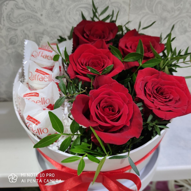 коробочка с розами и конфетами, стандартный