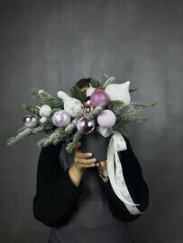 Нежная новогодняя композиция в кружке