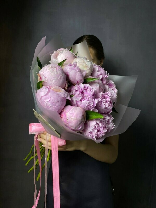 15 розовых пионов, 15 розовых пионов