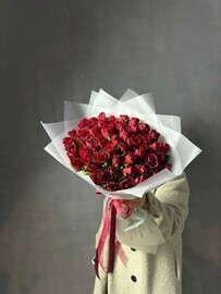  51 красная роза