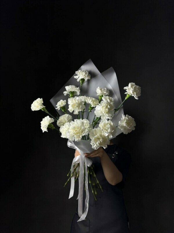 25 белых диантусов, 25 белых диантусов