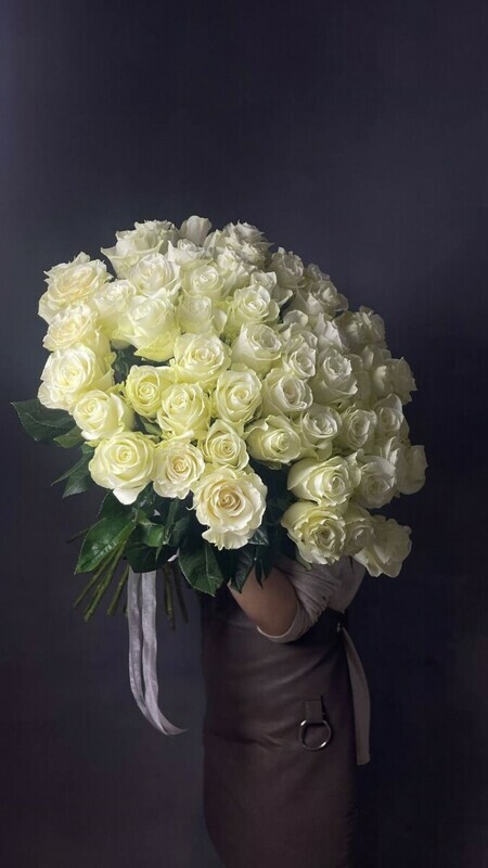 51 белая роза, 51 белая роза