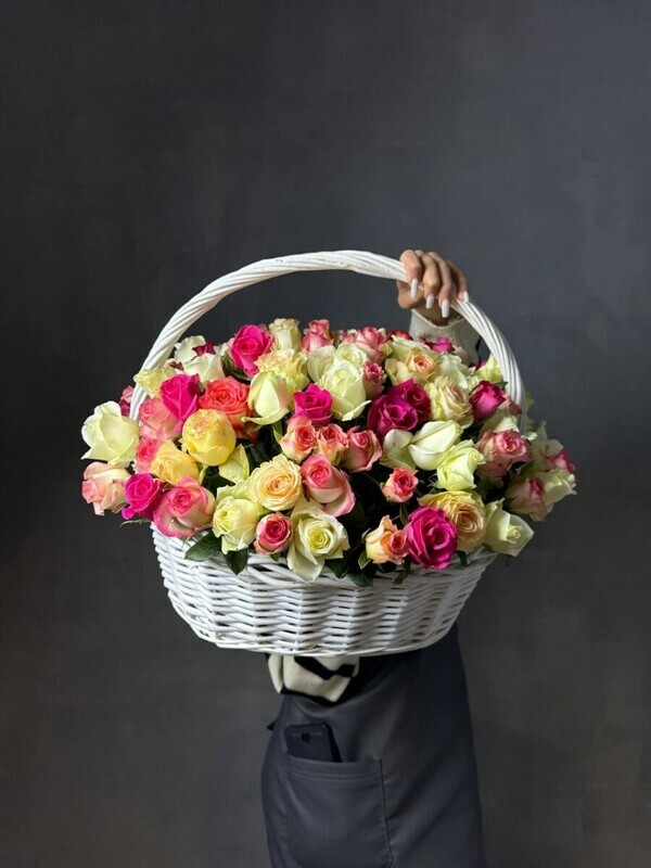 151 роза микс в корзине, 151 роза микс в корзине