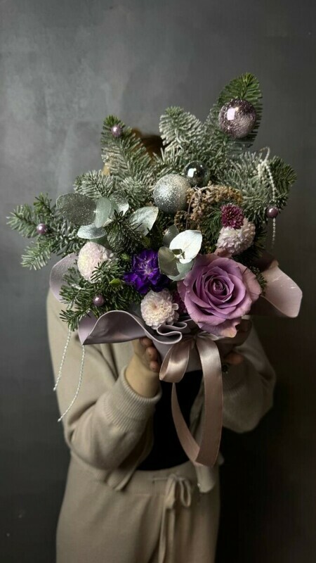 Новогодняя композиция с розой, стандартный