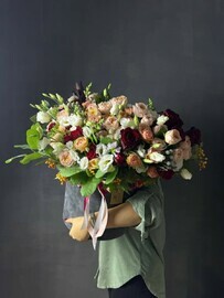 Virazitel_naya kompozitciya v korobke