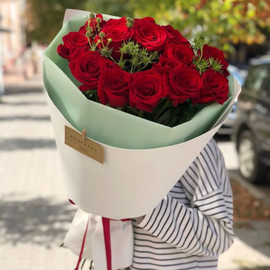 Bouquet of 15 red roses