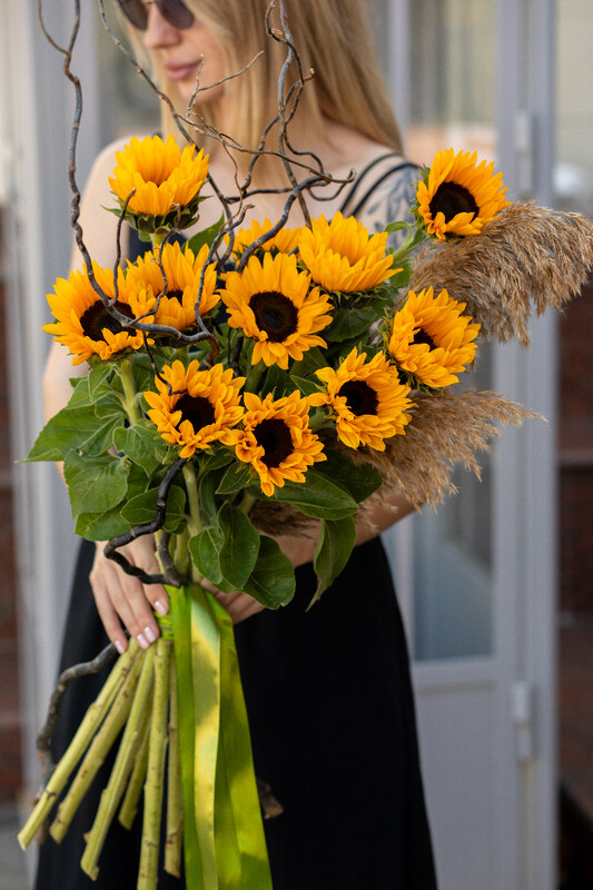 Дыхание осени, 15 подсолнухов