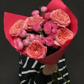 Шикарный букет из VIP пионовидных роз на 14 февраля 