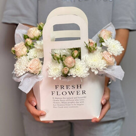 Цветочная сумочка «Нежная роза» 