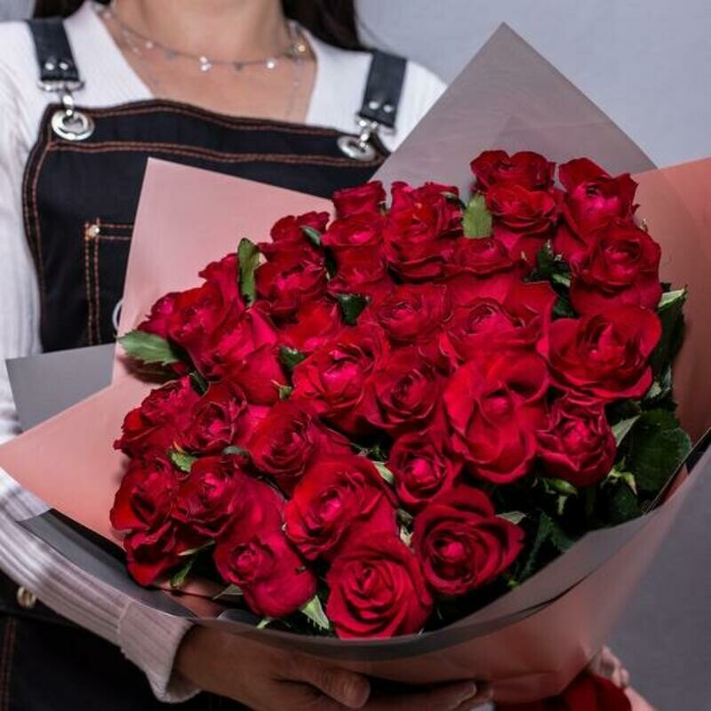 Mono kenijskih roz, standart