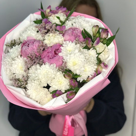 Кругляш с пионами