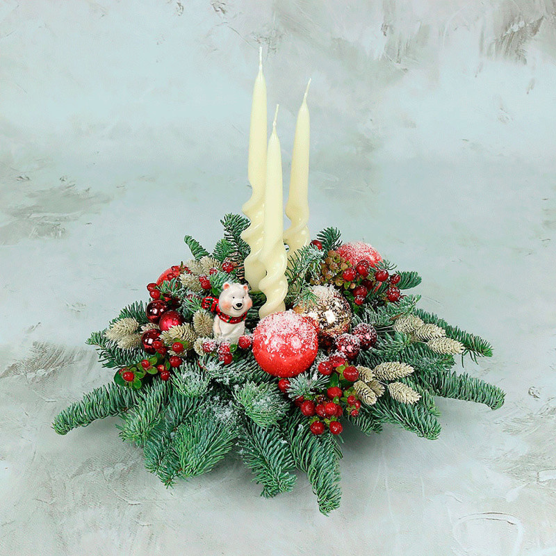 Novogodnyaya kompozitciya so svechami malaya, standart