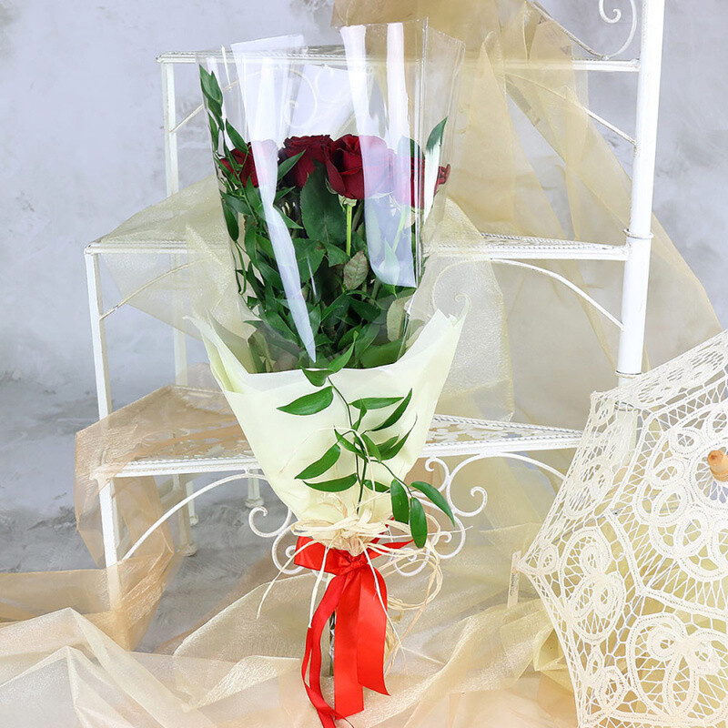 Букет из 9 красных роз в упаковке Россия 60 см., букет из 9 красных роз в упаковке россия 60 см.