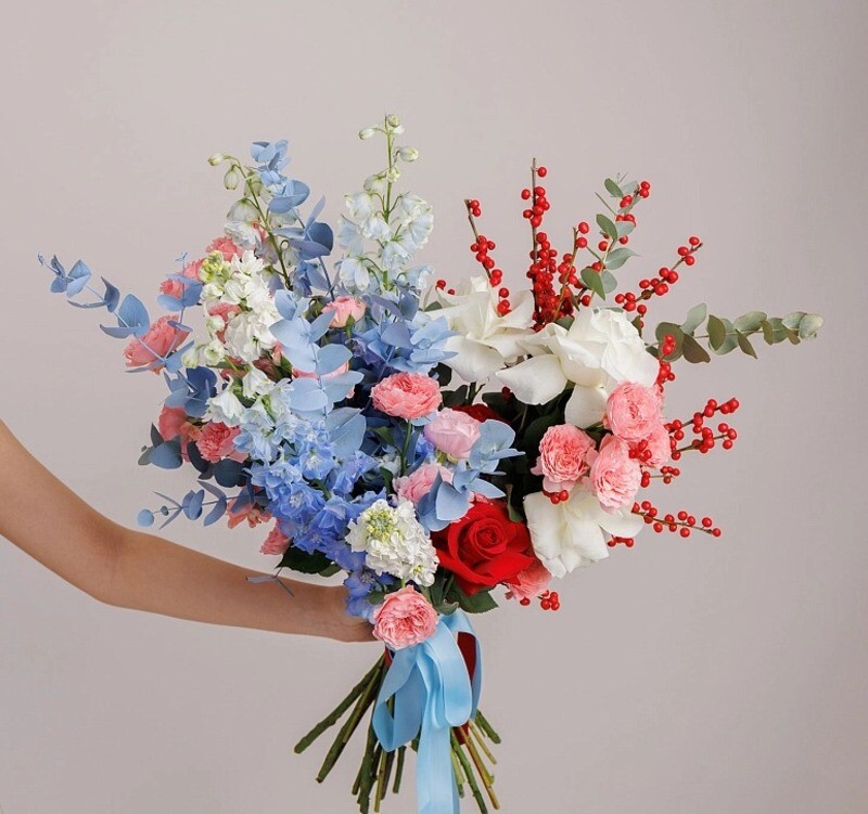 Buket s del_finiumom, standart