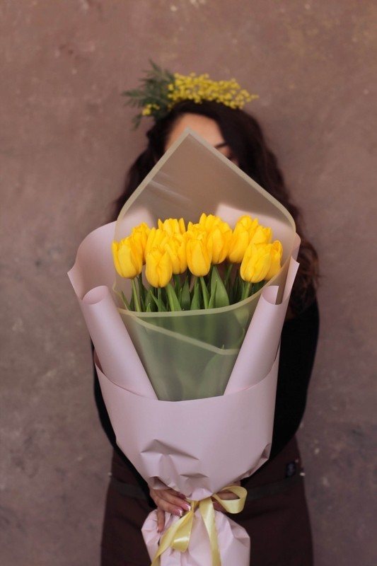 21 желтый тюльпан Strong gold, 21 желтый тюльпан strong gold