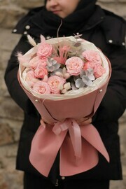 Пионовидные розы "Madam" S,M