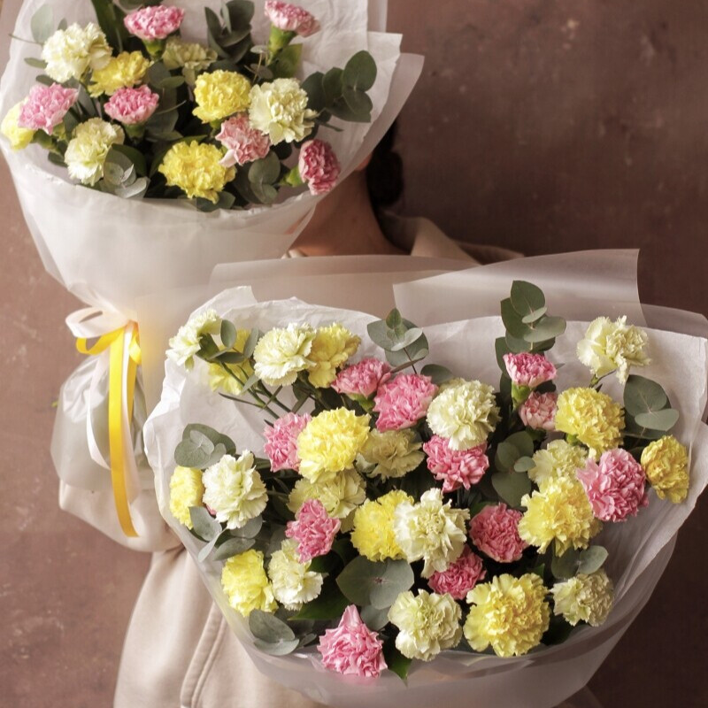 Monobuket iz diantusov, razmer s