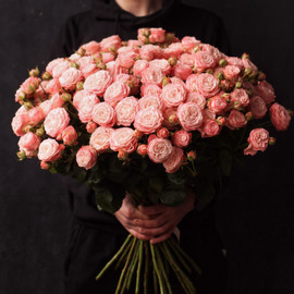 Пионовидные розы "Madam Bombastik" 21 шт