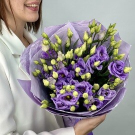 Букет из 7 сиреневых эустом