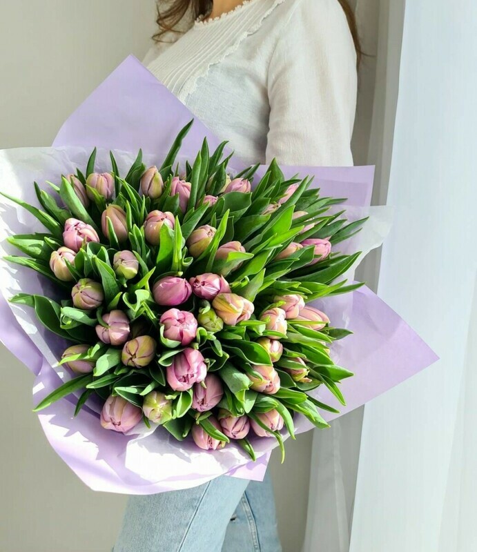 Начало весны, 47 тюльпанов