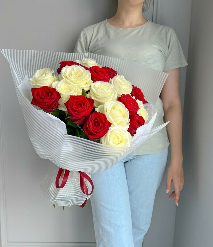 Любовный дуэт, 20 роз