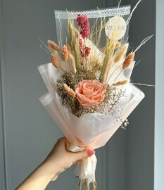 Нежный персик