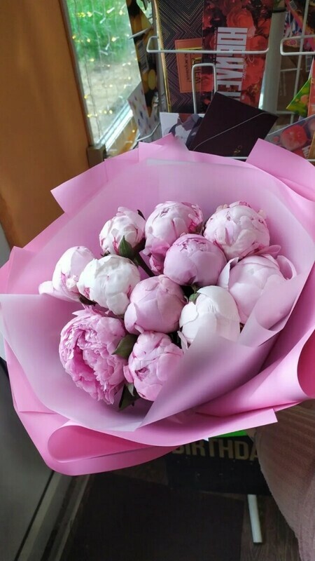 Buket iz rozovih pionov (11 sht), standart