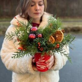 Izyashnij buket v stakanchike