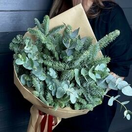 Букет из нобилиса и эвкалипта