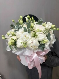 Пионы в коробке